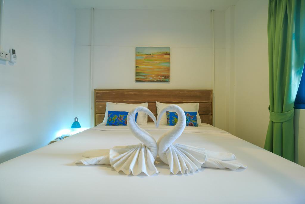 Frog House Bed & Breakfast (Adults Only) Patong Εξωτερικό φωτογραφία