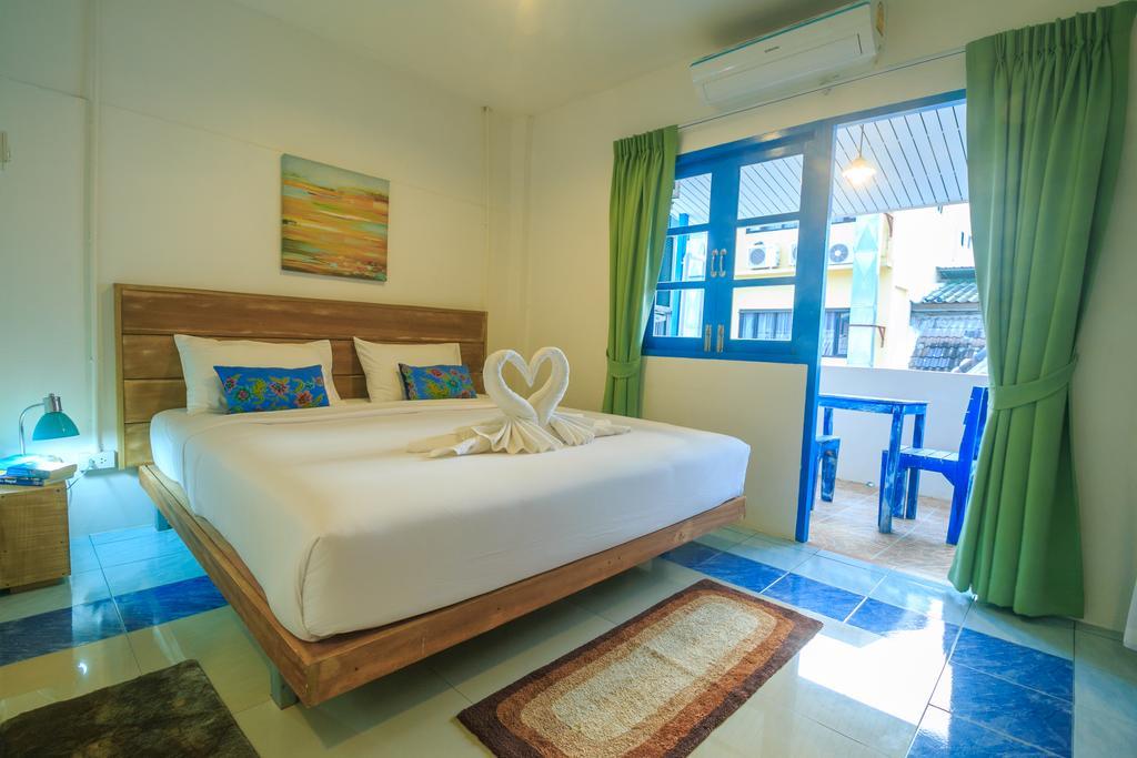 Frog House Bed & Breakfast (Adults Only) Patong Εξωτερικό φωτογραφία