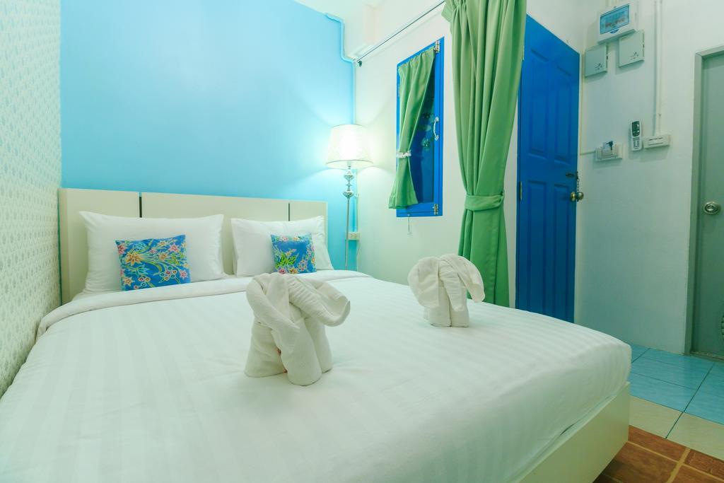 Frog House Bed & Breakfast (Adults Only) Patong Εξωτερικό φωτογραφία