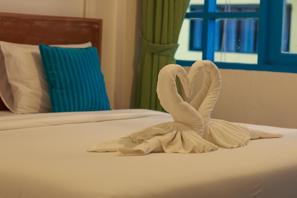 Frog House Bed & Breakfast (Adults Only) Patong Εξωτερικό φωτογραφία
